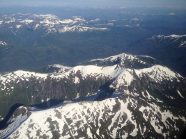 alaska-airborne-mountains-2-small